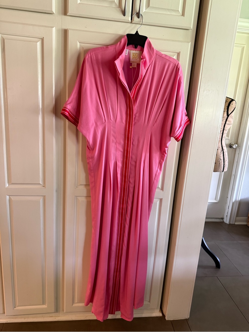 Women's Pink Maxi Zip-Front Dress with Short Sleeves